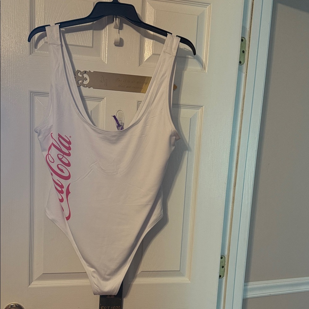 Coca Cola White Scoop Neck Bodysuit with Red Logo Script; size: 3X